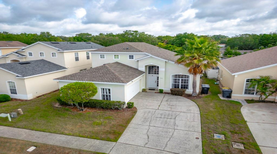 DAVENPORT, Florida 33897, 5 Bedrooms Bedrooms, ,4 BathroomsBathrooms,Residential,For Sale,BLOOMINGDALE,0,MFRO6408560