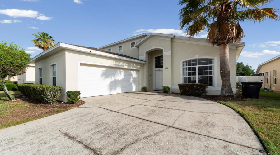 DAVENPORT, Florida 33897, 5 Bedrooms Bedrooms, ,4 BathroomsBathrooms,Residential,For Sale,BLOOMINGDALE,0,MFRO6408560
