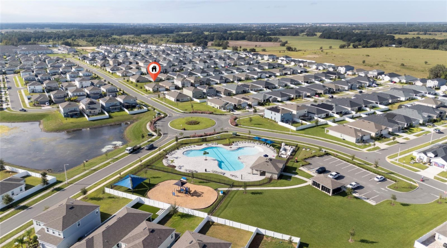 DAVENPORT, Florida 33837, 4 Bedrooms Bedrooms, ,2 BathroomsBathrooms,Residential,For Sale,VICTORIA,0,MFRS5138149