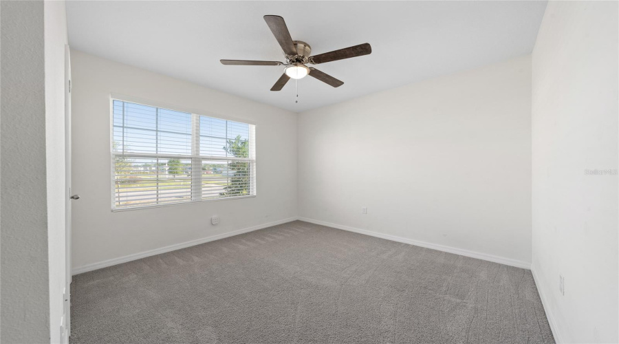 DAVENPORT, Florida 33837, 4 Bedrooms Bedrooms, ,2 BathroomsBathrooms,Residential,For Sale,VICTORIA,0,MFRS5138149