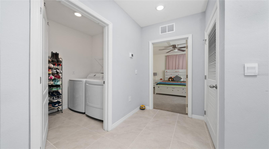 DAVENPORT, Florida 33837, 4 Bedrooms Bedrooms, ,2 BathroomsBathrooms,Residential,For Sale,VICTORIA,0,MFRS5138149