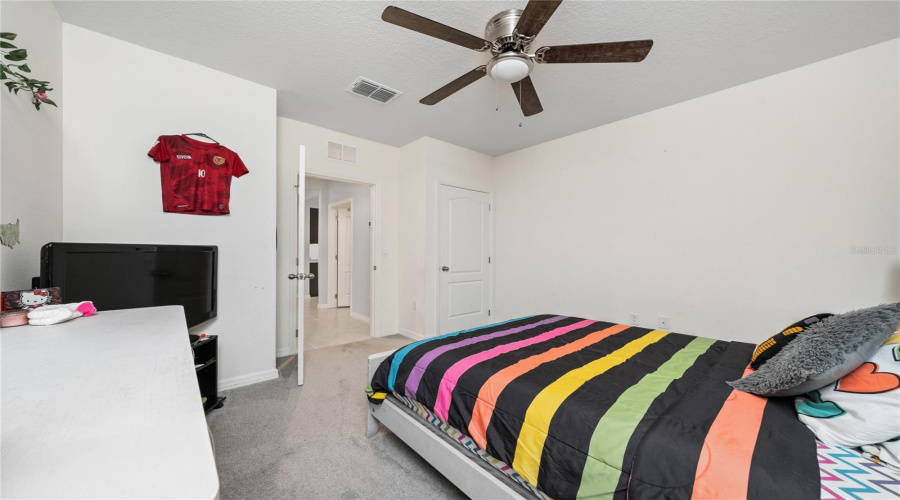 DAVENPORT, Florida 33837, 4 Bedrooms Bedrooms, ,2 BathroomsBathrooms,Residential,For Sale,VICTORIA,0,MFRS5138149