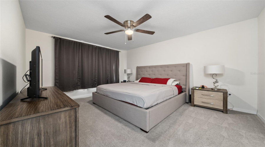 DAVENPORT, Florida 33837, 4 Bedrooms Bedrooms, ,2 BathroomsBathrooms,Residential,For Sale,VICTORIA,0,MFRS5138149