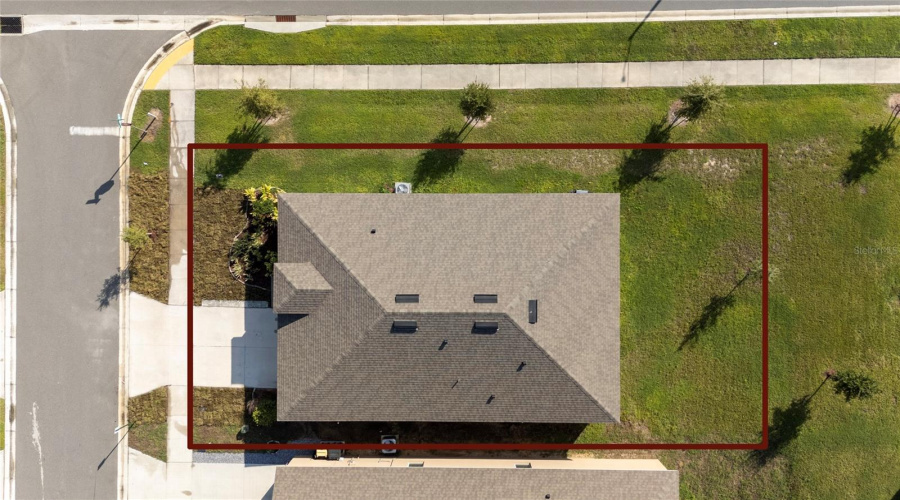 DAVENPORT, Florida 33837, 4 Bedrooms Bedrooms, ,2 BathroomsBathrooms,Residential,For Sale,VICTORIA,0,MFRS5138149