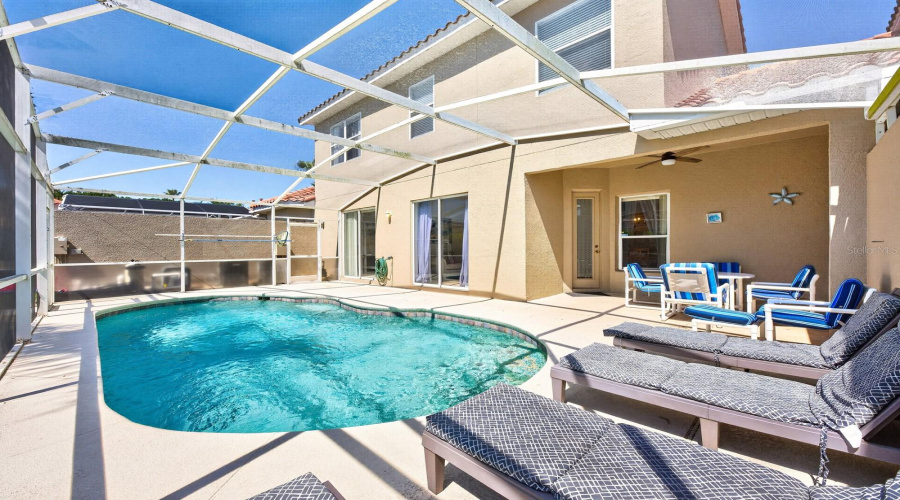 Covered lanai/private pool.