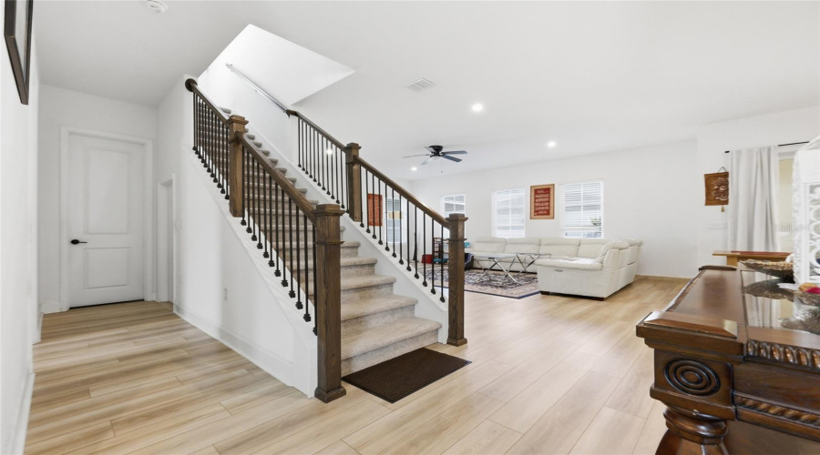 KISSIMMEE, Florida 34747, 6 Bedrooms Bedrooms, ,4 BathroomsBathrooms,Residential,For Sale,ESTUARY LAKE,0,MFRO6407514