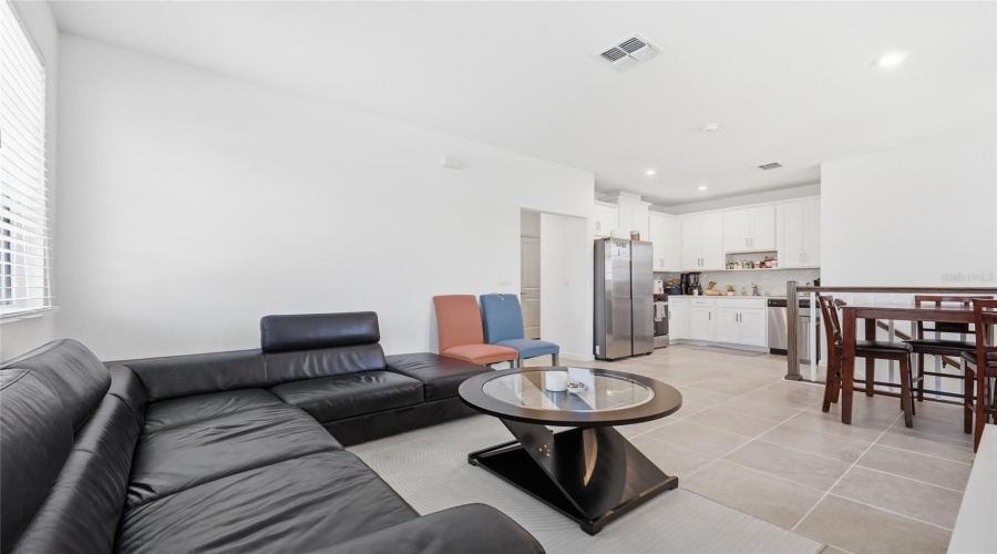 KISSIMMEE, Florida 34747, 6 Bedrooms Bedrooms, ,4 BathroomsBathrooms,Residential,For Sale,ESTUARY LAKE,0,MFRO6407514