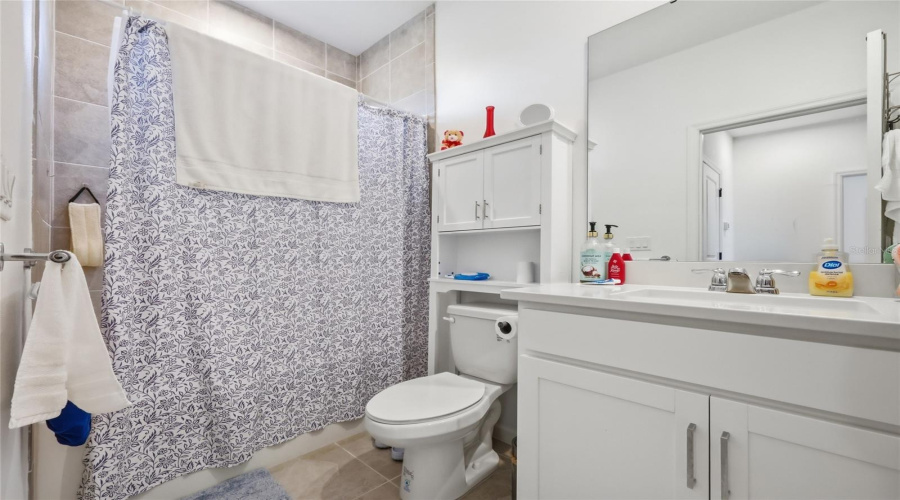 KISSIMMEE, Florida 34747, 6 Bedrooms Bedrooms, ,4 BathroomsBathrooms,Residential,For Sale,ESTUARY LAKE,0,MFRO6407514