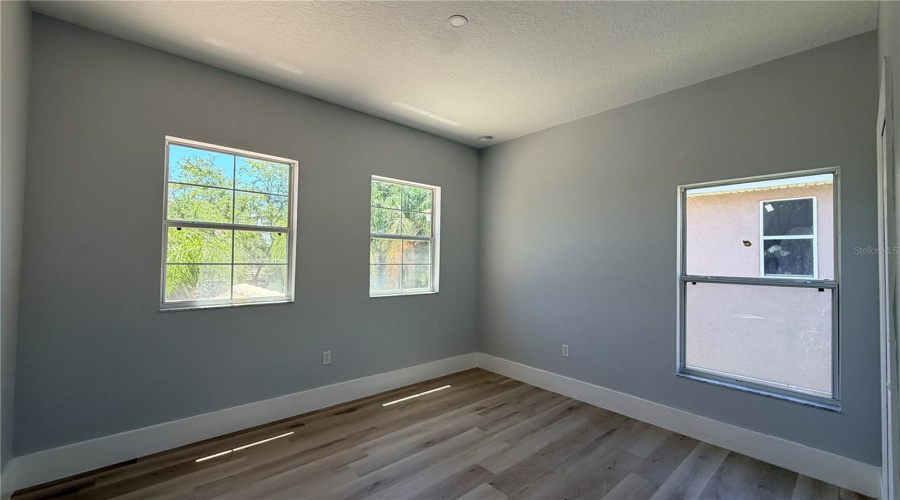 KISSIMMEE, Florida 34746, 5 Bedrooms Bedrooms, ,3 BathroomsBathrooms,Residential,For Sale,EAGLE ISLE,0,MFRS5149952