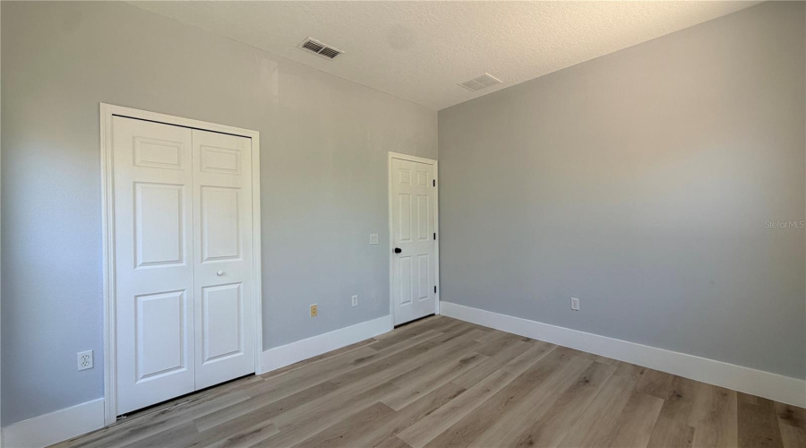 KISSIMMEE, Florida 34746, 5 Bedrooms Bedrooms, ,3 BathroomsBathrooms,Residential,For Sale,EAGLE ISLE,0,MFRS5149952