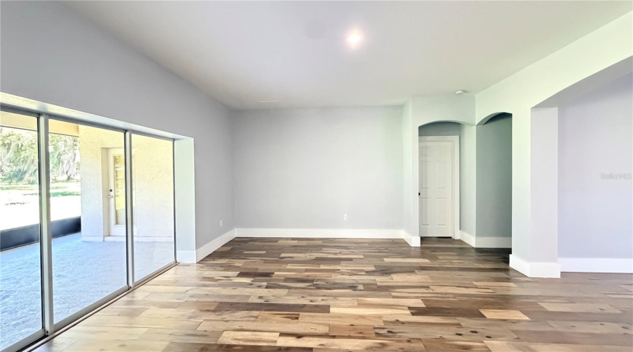 KISSIMMEE, Florida 34746, 5 Bedrooms Bedrooms, ,3 BathroomsBathrooms,Residential,For Sale,EAGLE ISLE,0,MFRS5149952