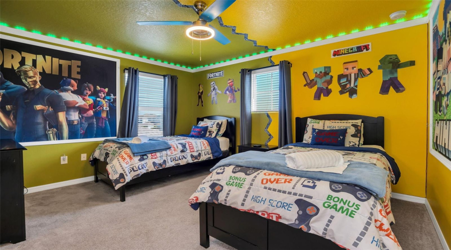 DAVENPORT, Florida 33897, 5 Bedrooms Bedrooms, ,5 BathroomsBathrooms,Residential,For Sale,SUMMER,0,MFRO6218294