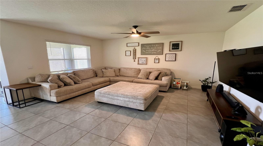 DAVENPORT, Florida 33837, 3 Bedrooms Bedrooms, ,2 BathroomsBathrooms,Residential,For Sale,NOBLE,0,MFRS5150059