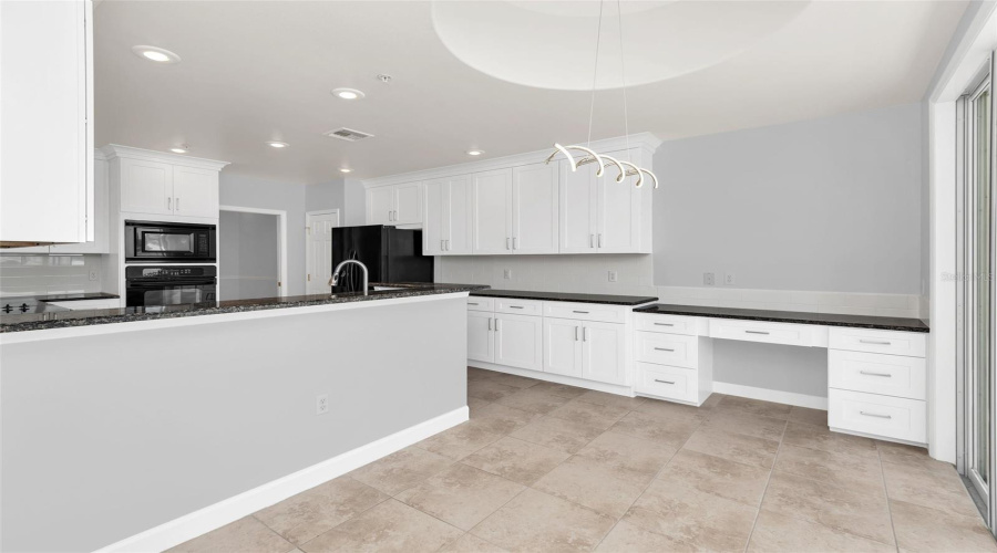ORLANDO, Florida 32836, 4 Bedrooms Bedrooms, ,3 BathroomsBathrooms,Residential,For Sale,THE ESPLANADE,0,MFRO6408706