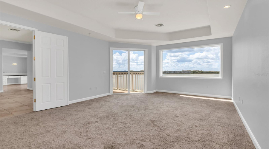 ORLANDO, Florida 32836, 4 Bedrooms Bedrooms, ,3 BathroomsBathrooms,Residential,For Sale,THE ESPLANADE,0,MFRO6408706