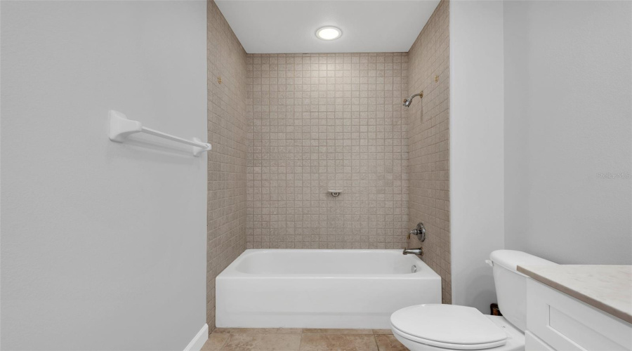 ORLANDO, Florida 32836, 4 Bedrooms Bedrooms, ,3 BathroomsBathrooms,Residential,For Sale,THE ESPLANADE,0,MFRO6408706