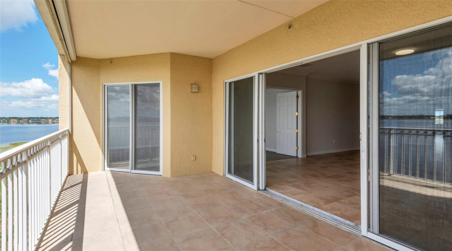 ORLANDO, Florida 32836, 4 Bedrooms Bedrooms, ,3 BathroomsBathrooms,Residential,For Sale,THE ESPLANADE,0,MFRO6408706