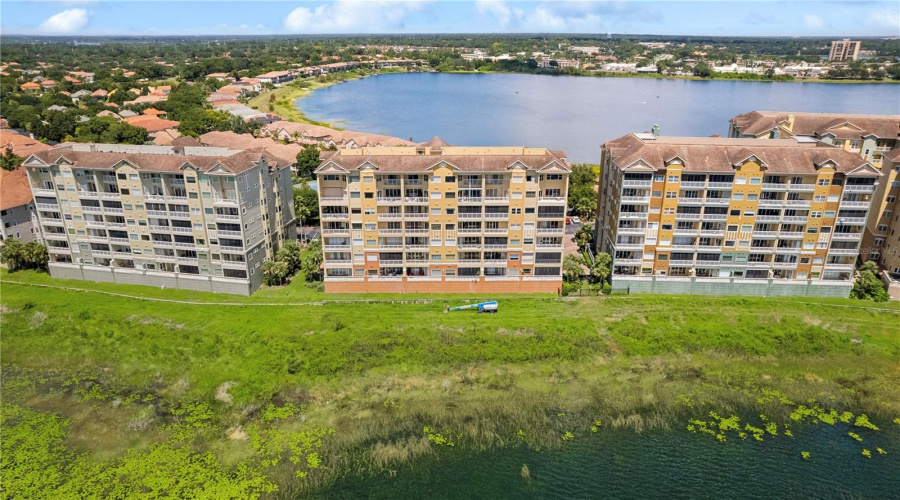 ORLANDO, Florida 32836, 4 Bedrooms Bedrooms, ,3 BathroomsBathrooms,Residential,For Sale,THE ESPLANADE,0,MFRO6408706