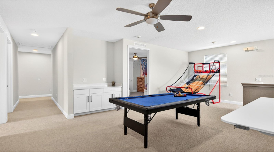 KISSIMMEE, Florida 34747, 9 Bedrooms Bedrooms, ,8 BathroomsBathrooms,Residential,For Sale,FAIRFAX DRIVE,0,MFRO6382849