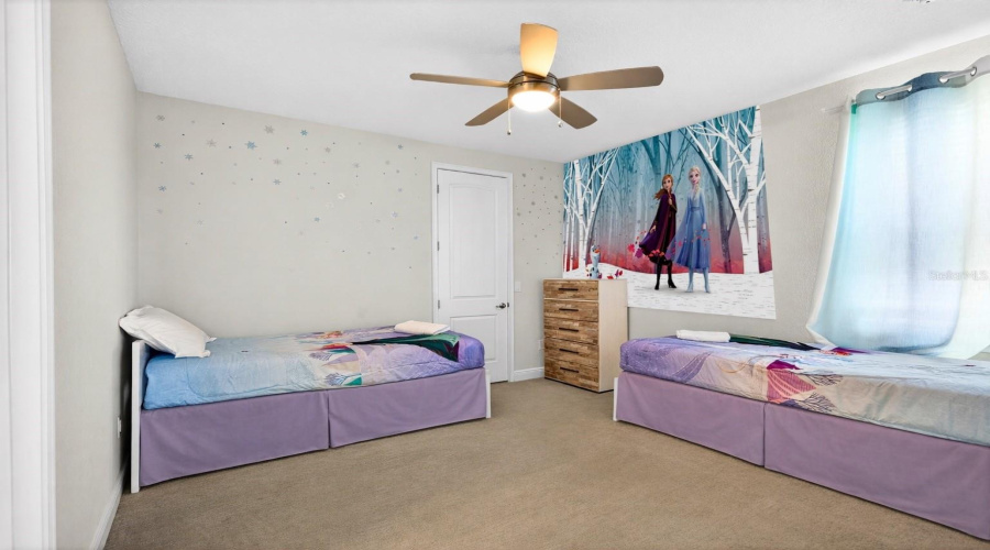 KISSIMMEE, Florida 34747, 9 Bedrooms Bedrooms, ,8 BathroomsBathrooms,Residential,For Sale,FAIRFAX DRIVE,0,MFRO6382849