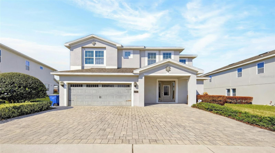 KISSIMMEE, Florida 34747, 9 Bedrooms Bedrooms, ,8 BathroomsBathrooms,Residential,For Sale,FAIRFAX DRIVE,0,MFRO6382849