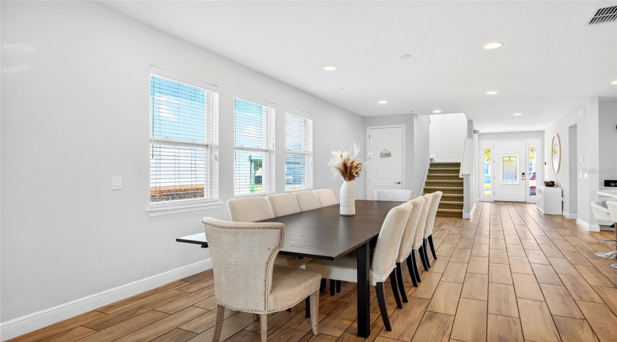 KISSIMMEE, Florida 34747, 9 Bedrooms Bedrooms, ,8 BathroomsBathrooms,Residential,For Sale,FAIRFAX DRIVE,0,MFRO6382849