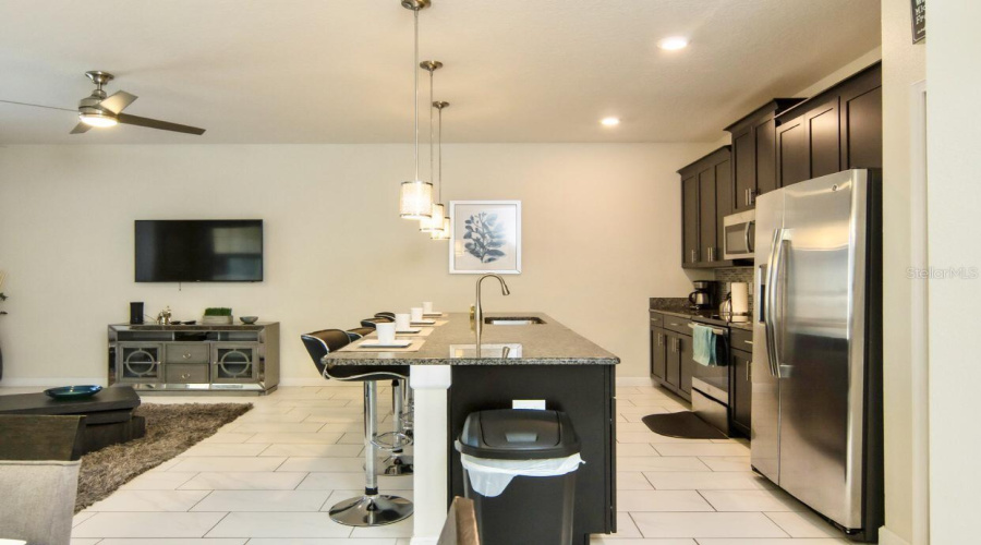 KISSIMMEE, Florida 34746, 4 Bedrooms Bedrooms, ,3 BathroomsBathrooms,Residential,For Sale,ROMEO,0,MFRS5124116