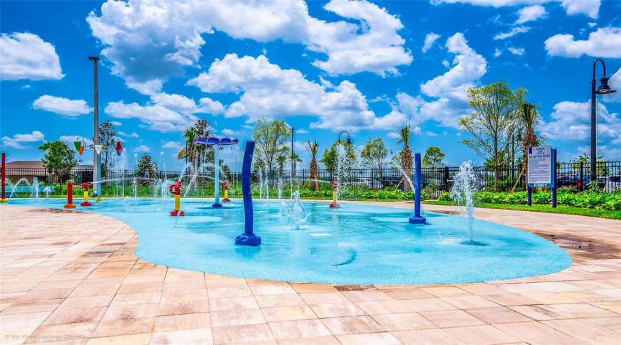 KISSIMMEE, Florida 34746, 5 Bedrooms Bedrooms, ,4 BathroomsBathrooms,Residential,For Sale,BRIER ROSE,0,MFRS5123963