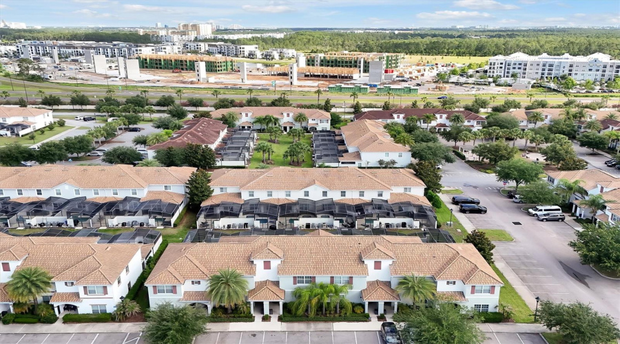 KISSIMMEE, Florida 34746, 5 Bedrooms Bedrooms, ,4 BathroomsBathrooms,Residential,For Sale,BRIER ROSE,0,MFRS5123963