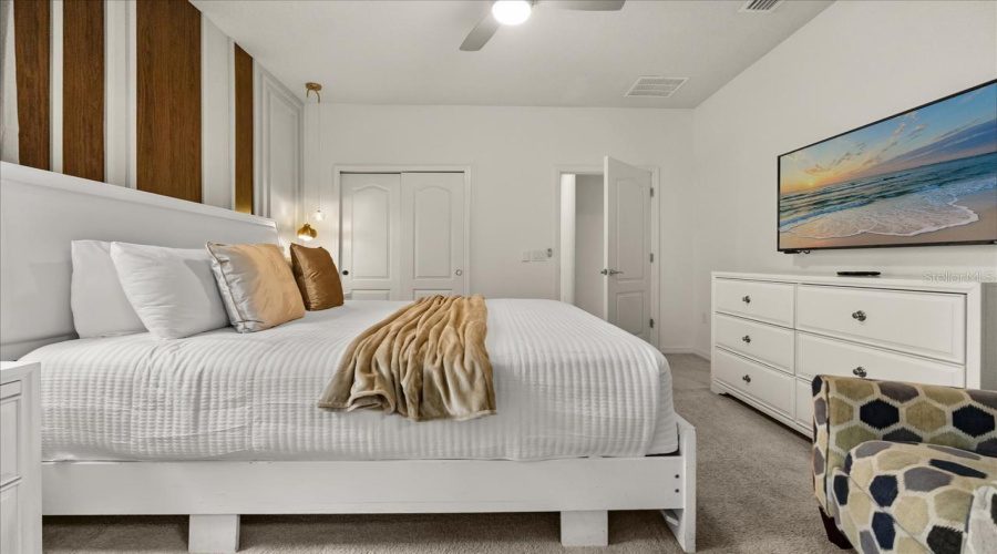 KISSIMMEE, Florida 34747, 7 Bedrooms Bedrooms, ,5 BathroomsBathrooms,Residential,For Sale,ROME,0,MFRO6365123