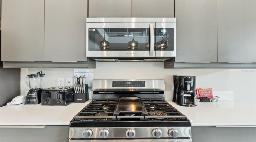 REUNION, Florida 34747, 5 Bedrooms Bedrooms, ,4 BathroomsBathrooms,Residential,For Sale,SANDY RIDGE,0,MFRO6406162