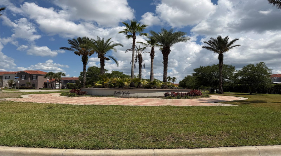KISSIMMEE, Florida 34746, 4 Bedrooms Bedrooms, ,3 BathroomsBathrooms,Residential,For Sale,ADA,0,MFRO6408598