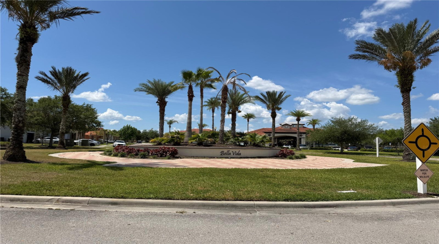 KISSIMMEE, Florida 34746, 4 Bedrooms Bedrooms, ,3 BathroomsBathrooms,Residential,For Sale,ADA,0,MFRO6408598