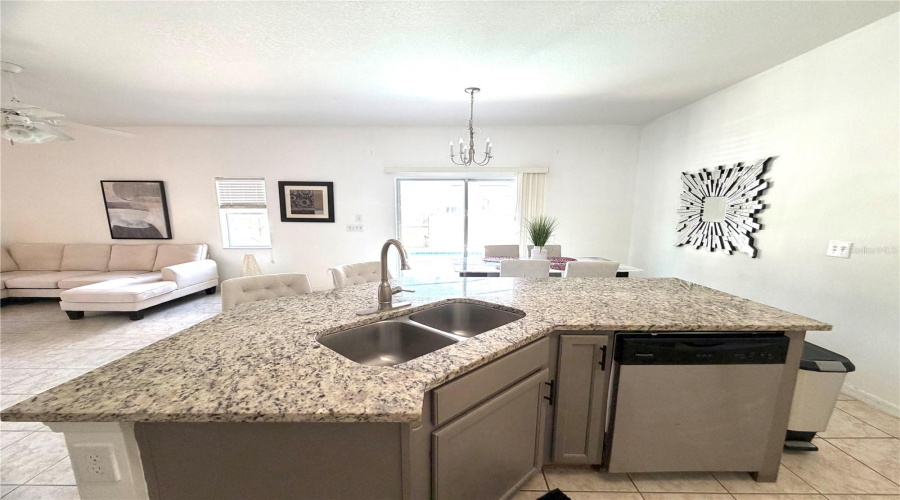 KISSIMMEE, Florida 34746, 4 Bedrooms Bedrooms, ,3 BathroomsBathrooms,Residential,For Sale,ADA,0,MFRO6408598