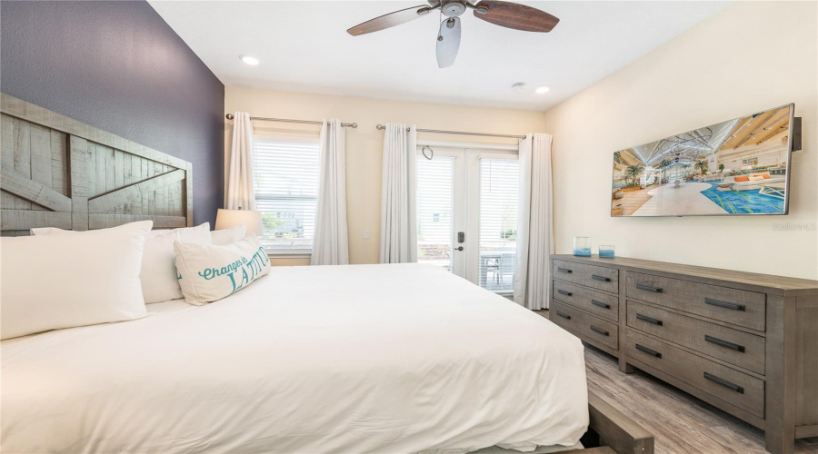 KISSIMMEE, Florida 34747, 3 Bedrooms Bedrooms, ,3 BathroomsBathrooms,Residential,For Sale,KNEE DEEP,0,MFRO6408722