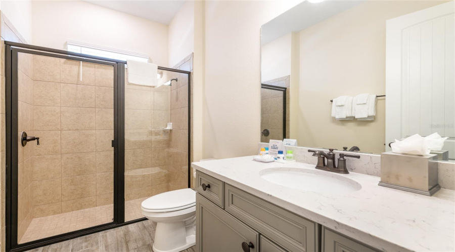 KISSIMMEE, Florida 34747, 3 Bedrooms Bedrooms, ,3 BathroomsBathrooms,Residential,For Sale,KNEE DEEP,0,MFRO6408722