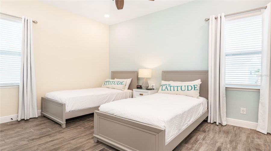 KISSIMMEE, Florida 34747, 3 Bedrooms Bedrooms, ,3 BathroomsBathrooms,Residential,For Sale,KNEE DEEP,0,MFRO6408722