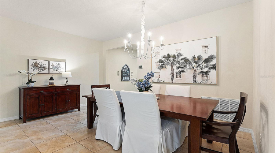 DAVENPORT, Florida 33837, 3 Bedrooms Bedrooms, ,2 BathroomsBathrooms,Residential,For Sale,VALENCIA,0,MFRS5149786