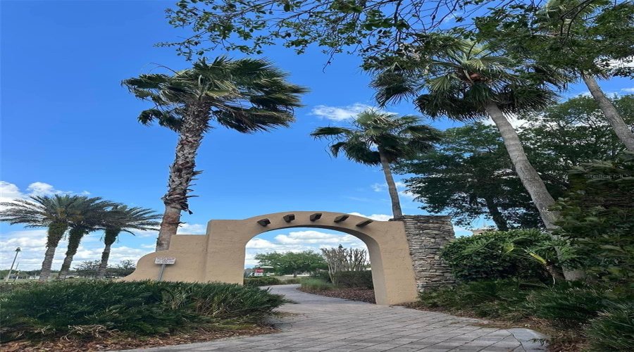 DAVENPORT, Florida 33837, 3 Bedrooms Bedrooms, ,2 BathroomsBathrooms,Residential,For Sale,VALENCIA,0,MFRS5149786