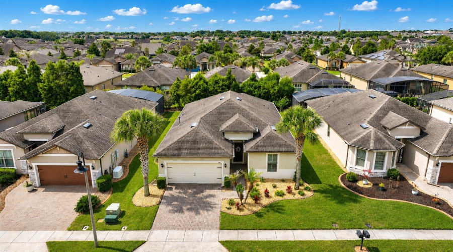 DAVENPORT, Florida 33837, 3 Bedrooms Bedrooms, ,2 BathroomsBathrooms,Residential,For Sale,VALENCIA,0,MFRS5149786