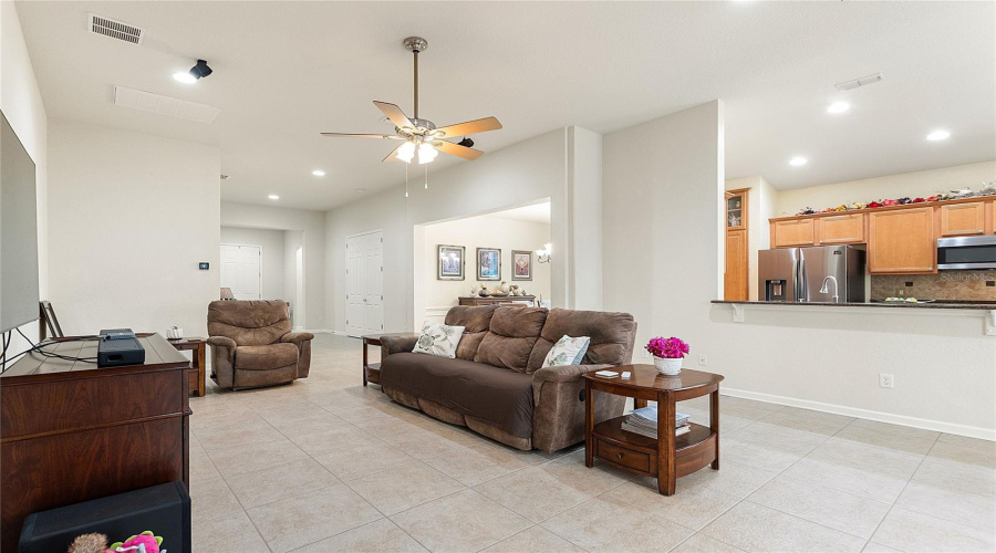 DAVENPORT, Florida 33837, 2 Bedrooms Bedrooms, ,2 BathroomsBathrooms,Residential,For Sale,ARMADA,0,MFRS5149772