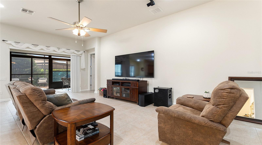 DAVENPORT, Florida 33837, 2 Bedrooms Bedrooms, ,2 BathroomsBathrooms,Residential,For Sale,ARMADA,0,MFRS5149772