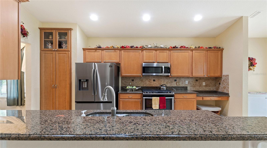 DAVENPORT, Florida 33837, 2 Bedrooms Bedrooms, ,2 BathroomsBathrooms,Residential,For Sale,ARMADA,0,MFRS5149772