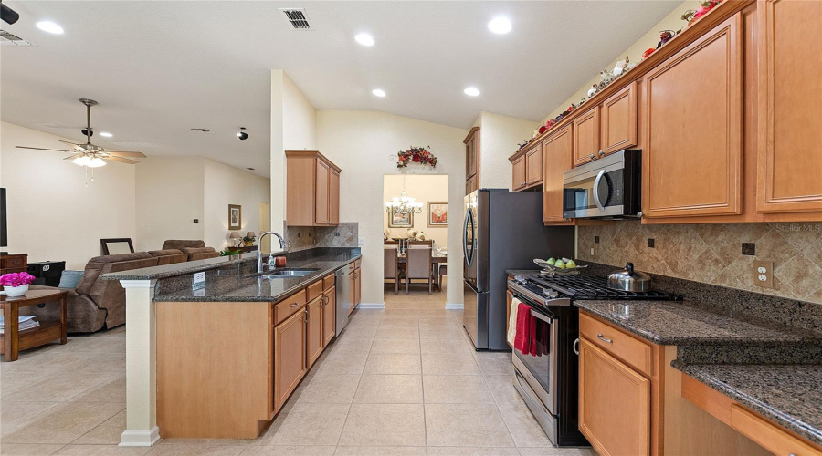 DAVENPORT, Florida 33837, 2 Bedrooms Bedrooms, ,2 BathroomsBathrooms,Residential,For Sale,ARMADA,0,MFRS5149772