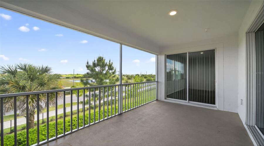 DAVENPORT, Florida 33896, 3 Bedrooms Bedrooms, ,2 BathroomsBathrooms,Residential,For Sale,DROP,0,MFRS5147338