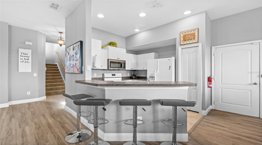 DAVENPORT, Florida 33897, 5 Bedrooms Bedrooms, ,3 BathroomsBathrooms,Residential,For Sale,BRUNELLO,0,MFRO6403615