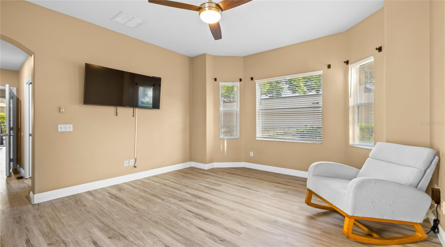 DAVENPORT, Florida 33897, 5 Bedrooms Bedrooms, ,3 BathroomsBathrooms,Residential,For Sale,BRUNELLO,0,MFRO6403615
