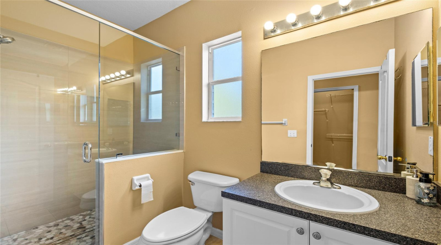 DAVENPORT, Florida 33897, 5 Bedrooms Bedrooms, ,3 BathroomsBathrooms,Residential,For Sale,BRUNELLO,0,MFRO6403615