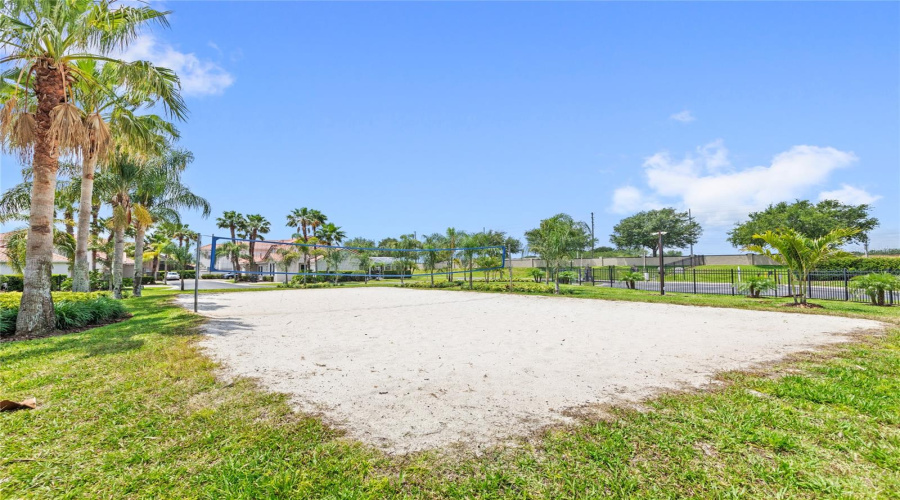 DAVENPORT, Florida 33897, 5 Bedrooms Bedrooms, ,3 BathroomsBathrooms,Residential,For Sale,BRUNELLO,0,MFRO6403615