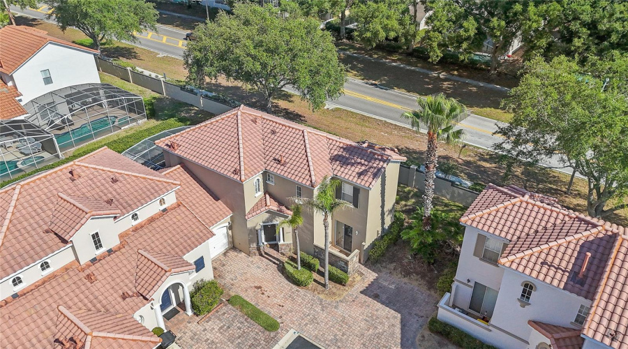 DAVENPORT, Florida 33897, 5 Bedrooms Bedrooms, ,3 BathroomsBathrooms,Residential,For Sale,BRUNELLO,0,MFRO6403615
